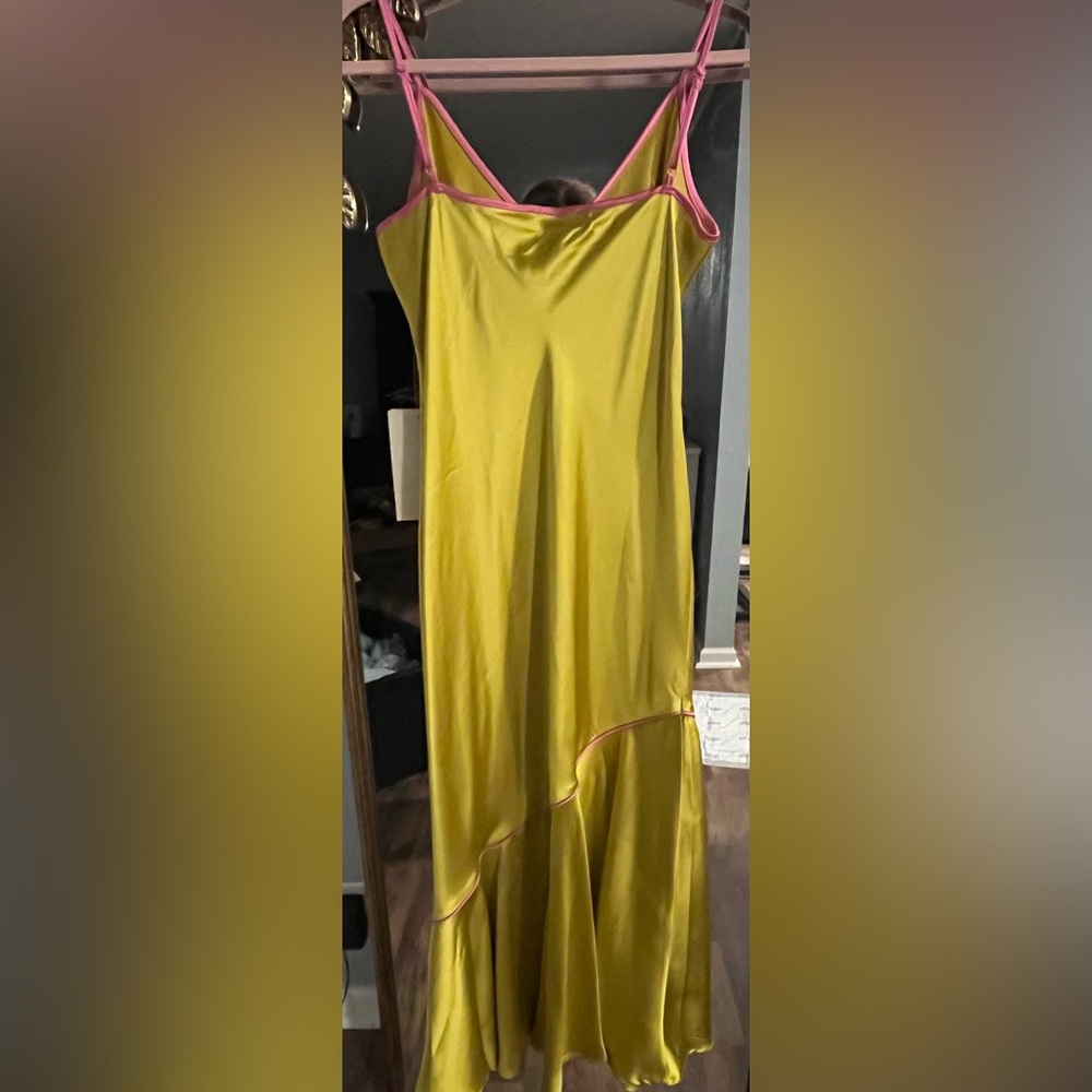 Never Fully Dressed Lime Slip Dress - Medium NWT - Picture 3 of 4